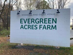 Sign for Evergreen Acres Farm